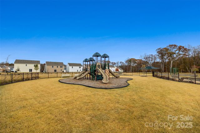 1512 Cottage Creek Drive, Bessemer City, NC 28016