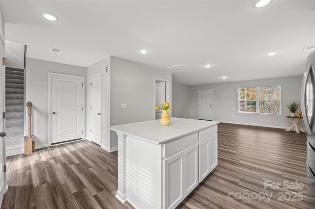 1512 Cottage Creek Drive, Bessemer City, NC 28016