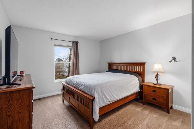 2776 Glenwood Way, Hilliard, OH 43026