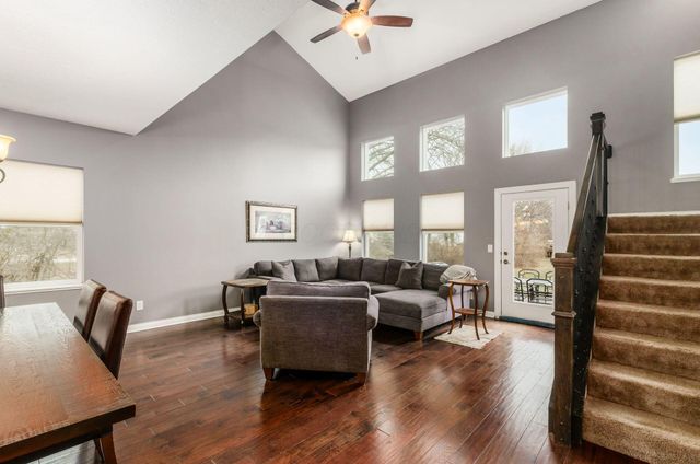 2776 Glenwood Way, Hilliard, OH 43026