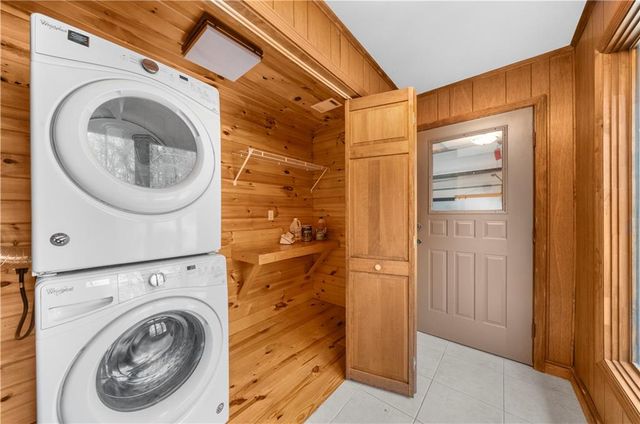 3240 Chimney Point Drive, Cumming, GA 30041