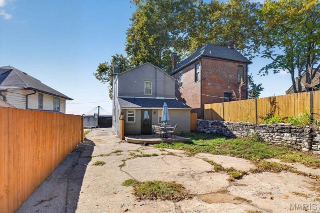 612 E 4th Street, Alton, IL 62002