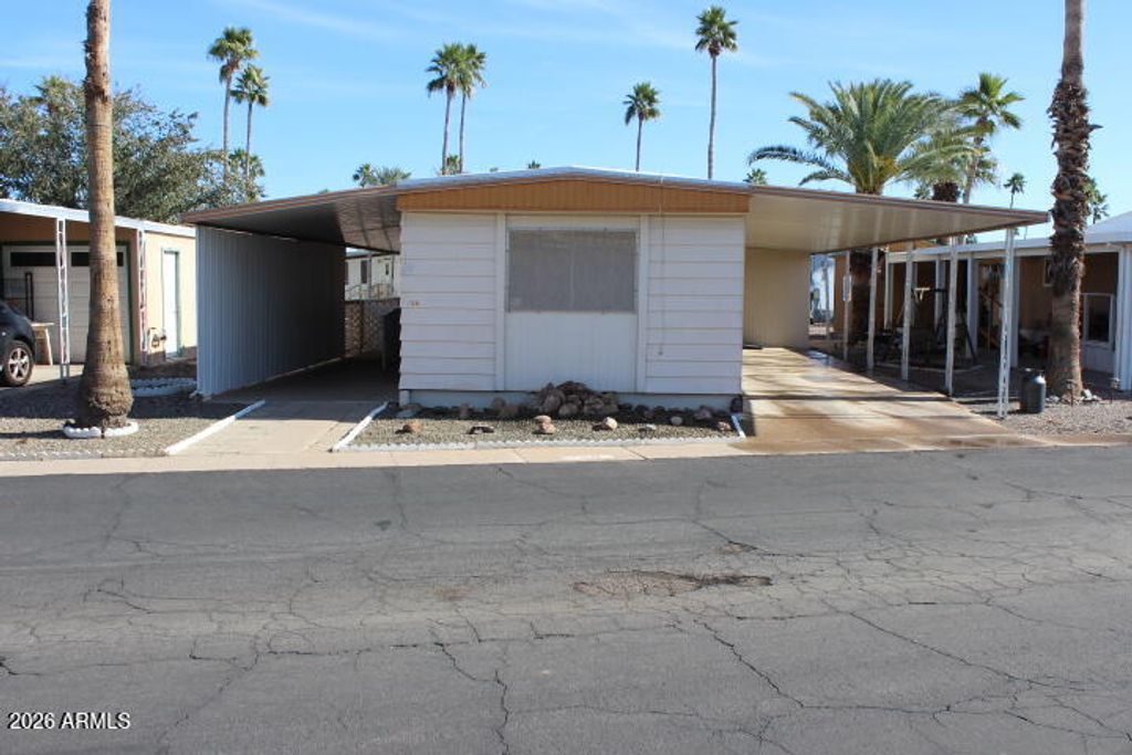 303 S Recker Road 128, Mesa, AZ 85206