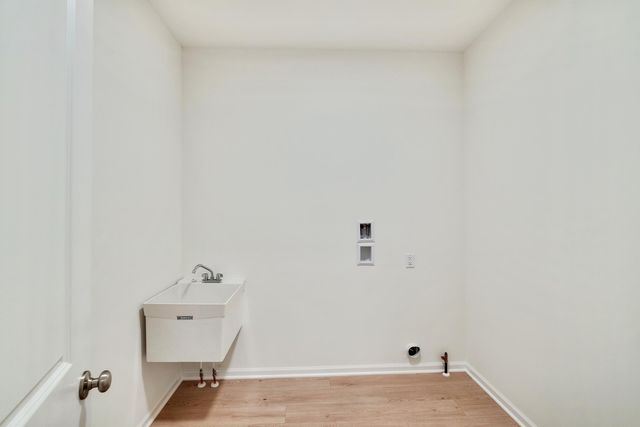 524 E 130th Place, Crown Point, IN 46307