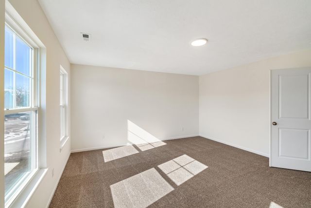 524 E 130th Place, Crown Point, IN 46307