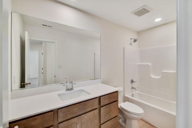 524 E 130th Place, Crown Point, IN 46307