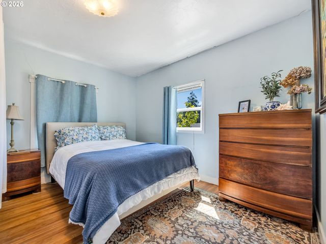 84 Se 10TH Pl, Warrenton, OR 97146