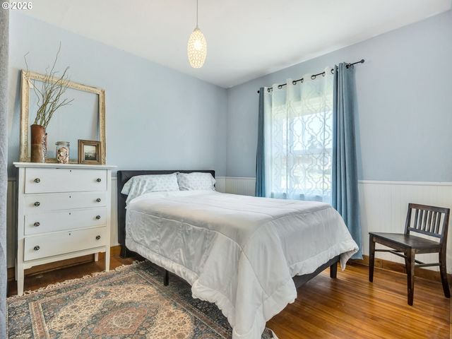 84 Se 10TH Pl, Warrenton, OR 97146