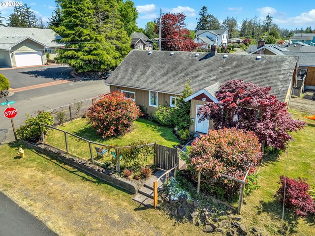 84 Se 10TH Pl, Warrenton, OR 97146