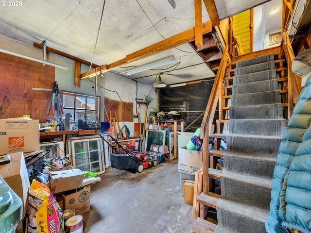 84 Se 10TH Pl, Warrenton, OR 97146