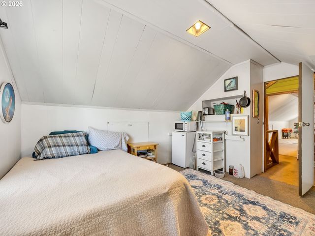 84 Se 10TH Pl, Warrenton, OR 97146