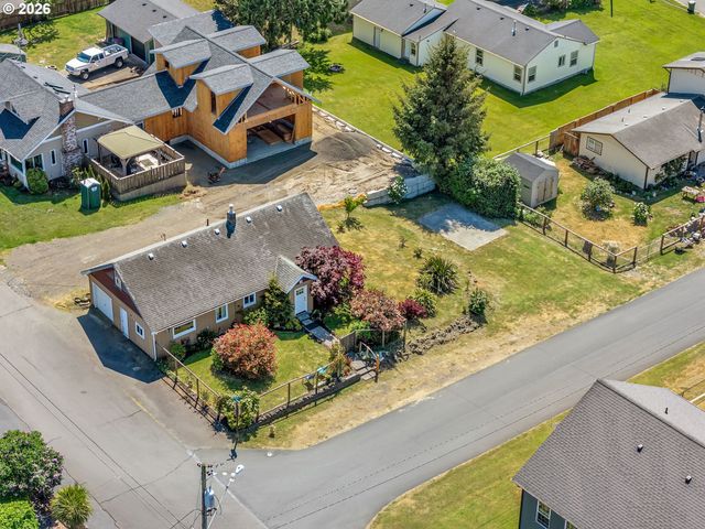 84 Se 10TH Pl, Warrenton, OR 97146