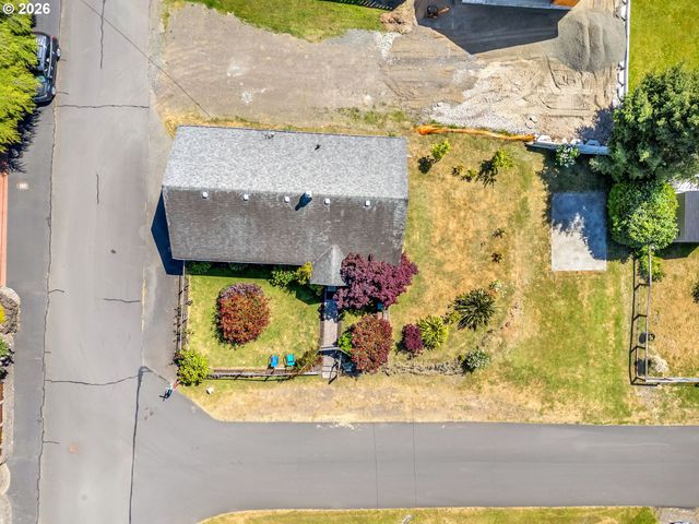 84 Se 10TH Pl, Warrenton, OR 97146