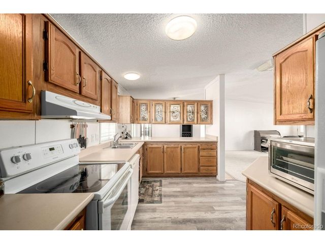 9024 Madeleine St, Denver, CO 80260