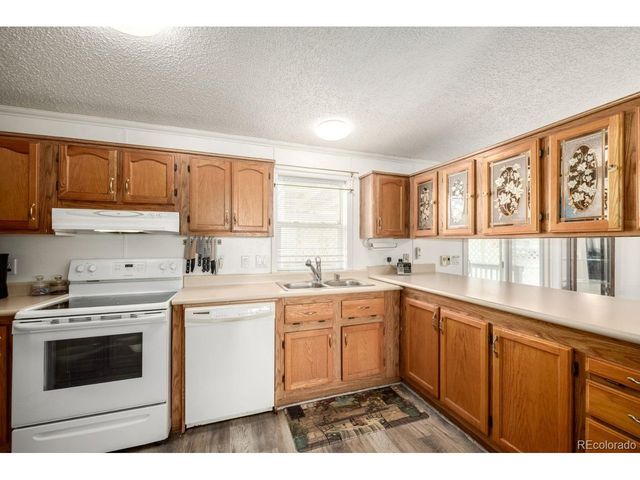 9024 Madeleine St, Denver, CO 80260