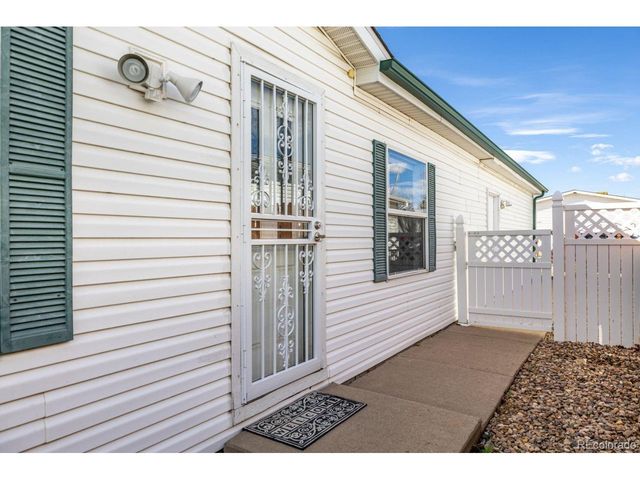 9024 Madeleine St, Denver, CO 80260