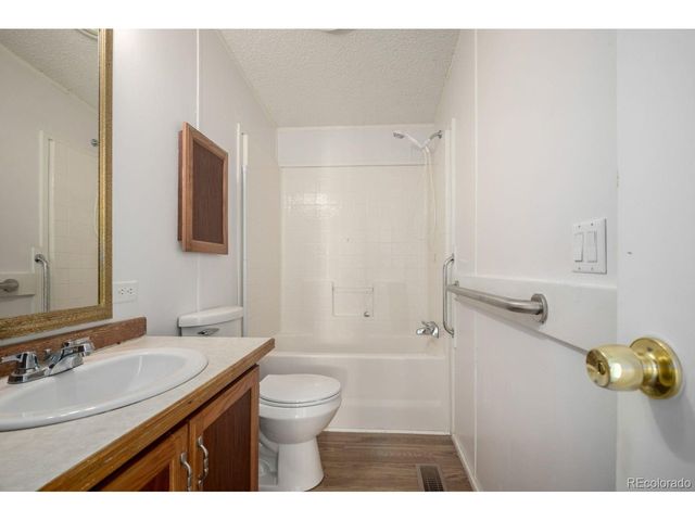 9024 Madeleine St, Denver, CO 80260