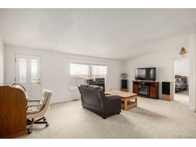 9024 Madeleine St, Denver, CO 80260