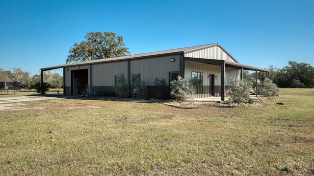 40934 Thomas Lane, Hempstead, TX 77445