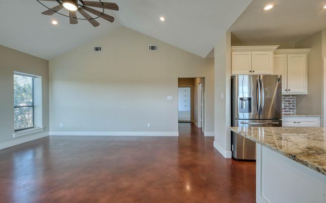 40934 Thomas Lane, Hempstead, TX 77445