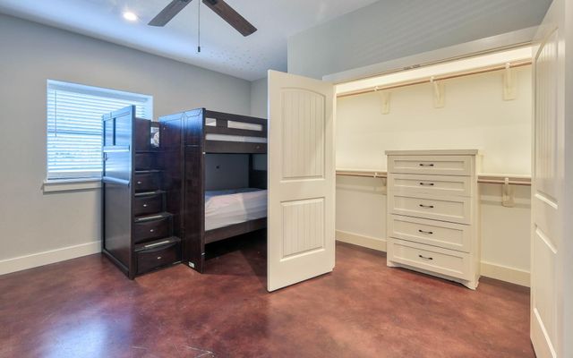 40934 Thomas Lane, Hempstead, TX 77445