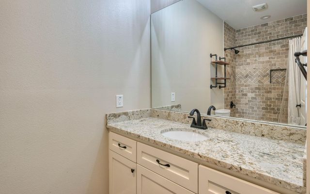 40934 Thomas Lane, Hempstead, TX 77445
