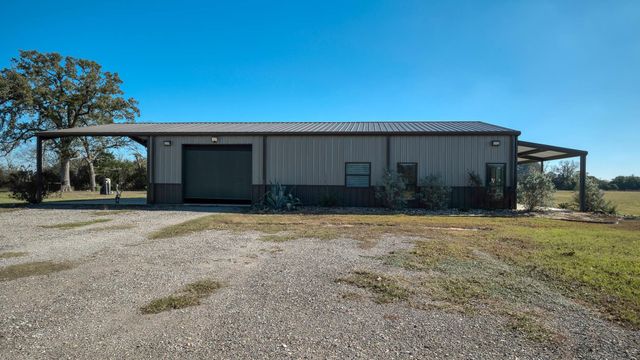 40934 Thomas Lane, Hempstead, TX 77445