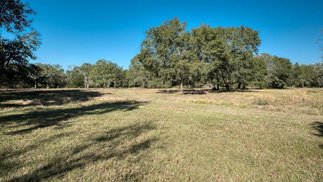 40934 Thomas Lane, Hempstead, TX 77445