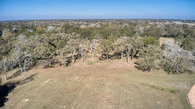 40934 Thomas Lane, Hempstead, TX 77445