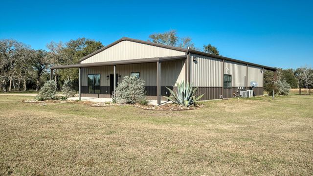 40934 Thomas Lane, Hempstead, TX 77445