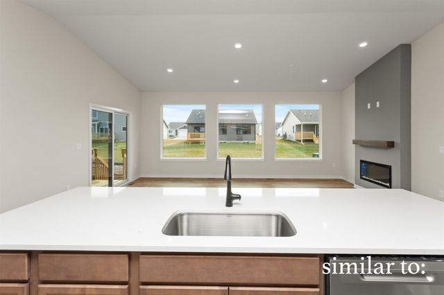 1530 Werthman Drive, Waukee, IA 50263