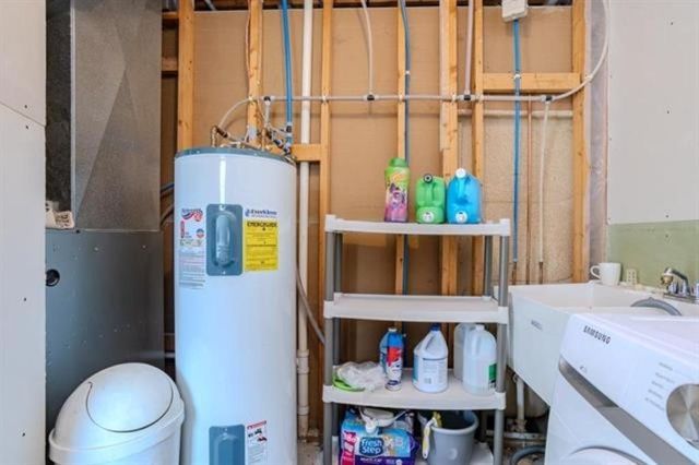 1225 YOUNG STREET, Wausau, WI 54403