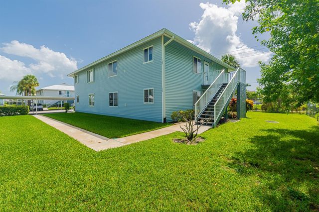 130 SE Village Drive 3 B, Port St. Lucie, FL 34952