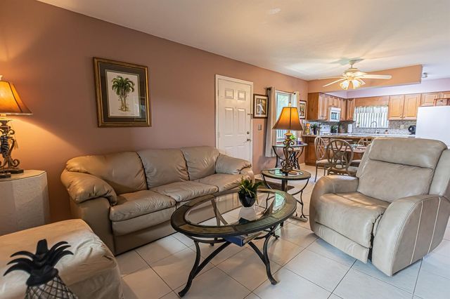 130 SE Village Drive 3 B, Port St. Lucie, FL 34952