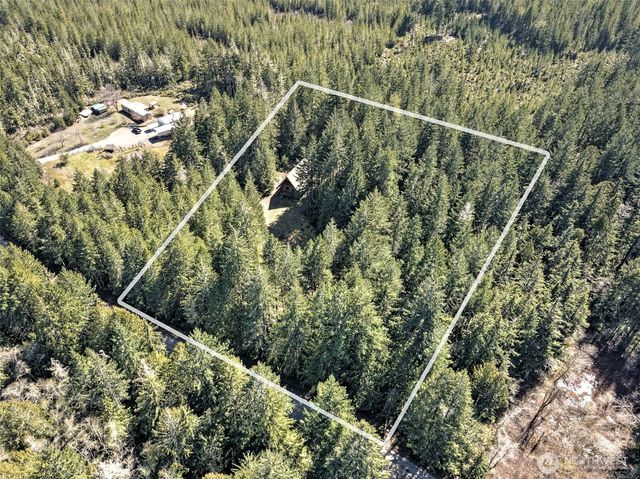 1755 Nellita Road NW, Seabeck, WA 98380