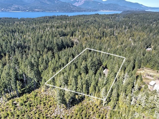 1755 Nellita Road NW, Seabeck, WA 98380