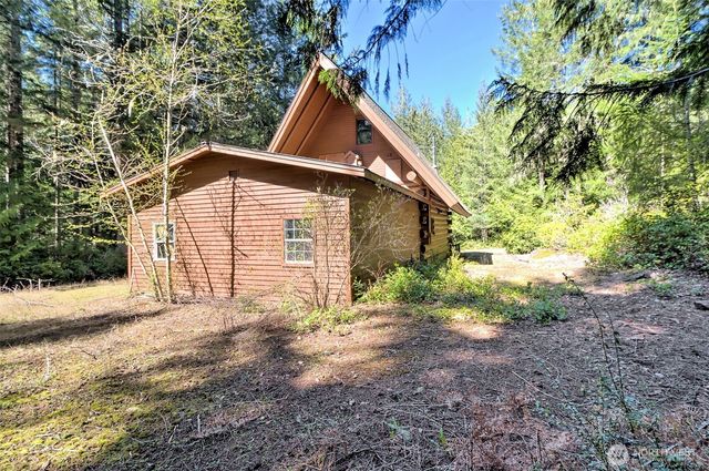 1755 Nellita Road NW, Seabeck, WA 98380