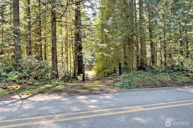 1755 Nellita Road NW, Seabeck, WA 98380