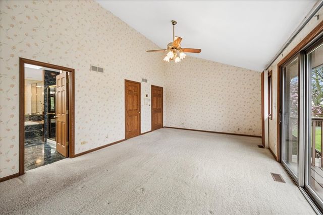 6037 Dunham Road, Downers Grove, IL 60516