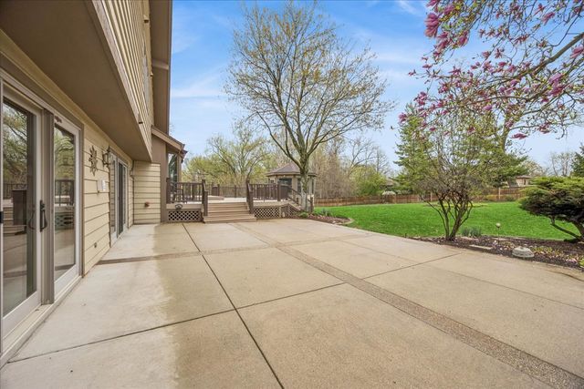 6037 Dunham Road, Downers Grove, IL 60516