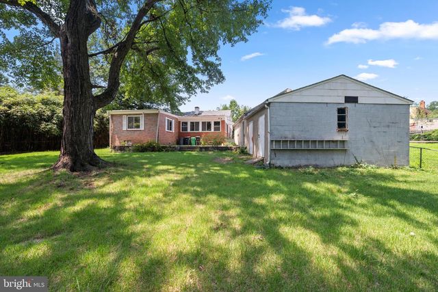 8215 16TH AVE, Hyattsville, MD 20783