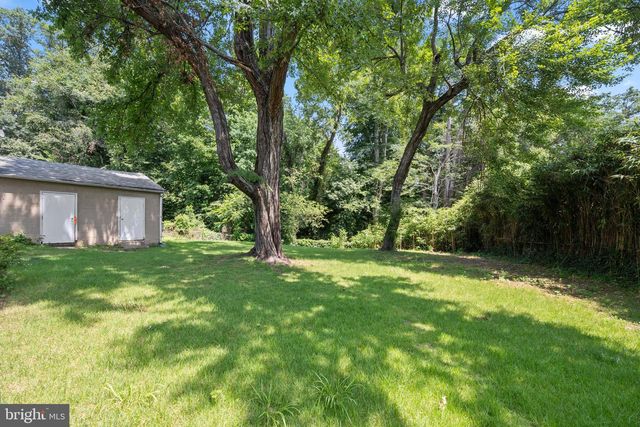 8215 16TH AVE, Hyattsville, MD 20783