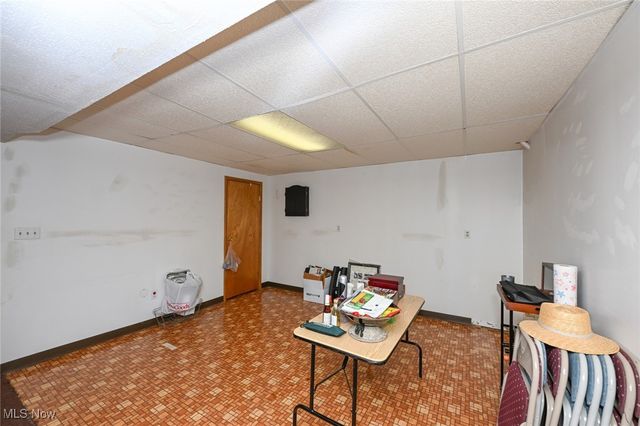 1178 Twinsburg Road E, Macedonia, OH 44056