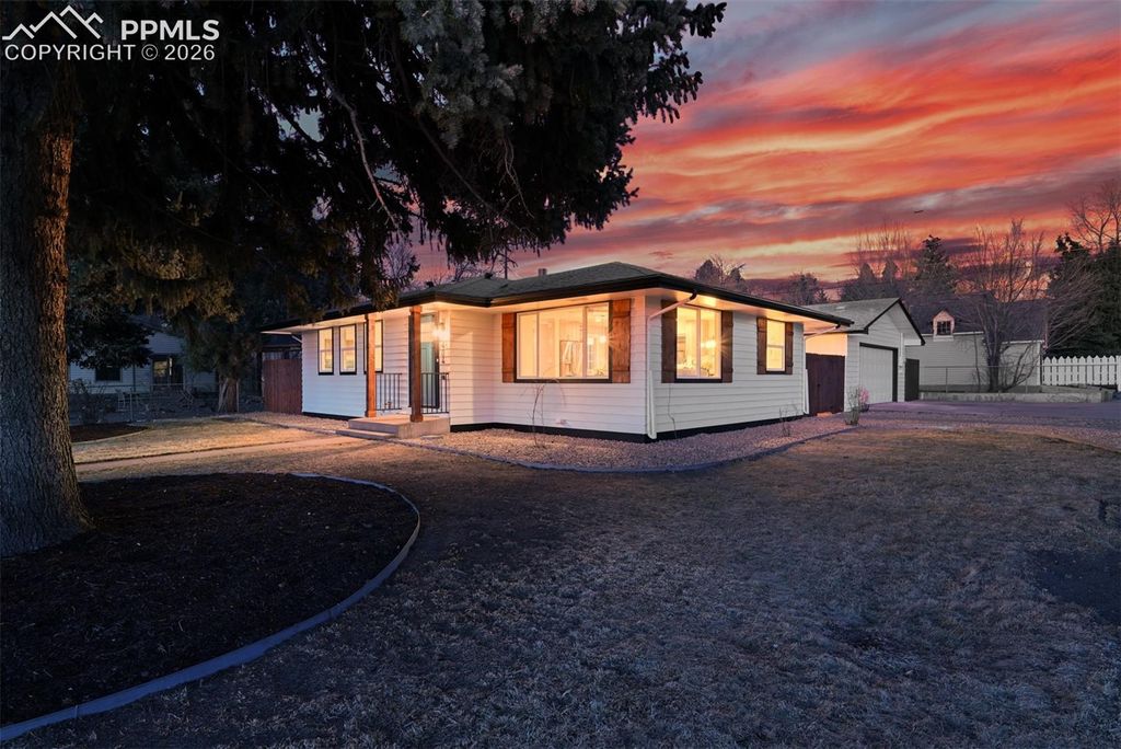 404 Front Street, Castle Rock, CO 80104 — photo 3