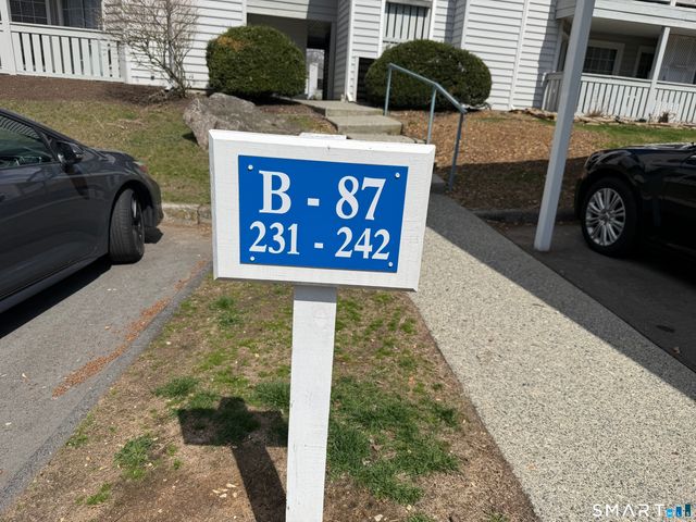 87 Leafwood Lane 233, Groton, CT 06340