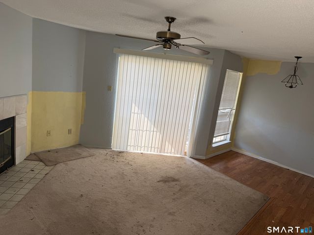 87 Leafwood Lane 233, Groton, CT 06340