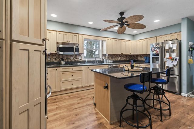 5008 E Shady Point Drive, Monticello, IN 47960