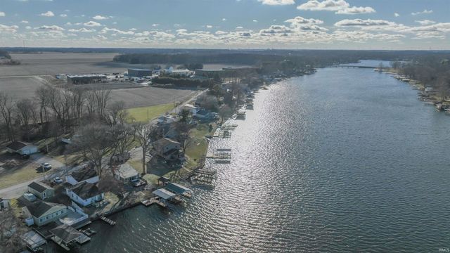 5008 E Shady Point Drive, Monticello, IN 47960