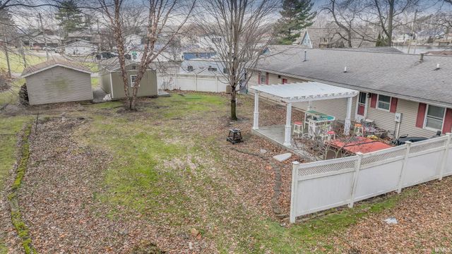 5008 E Shady Point Drive, Monticello, IN 47960