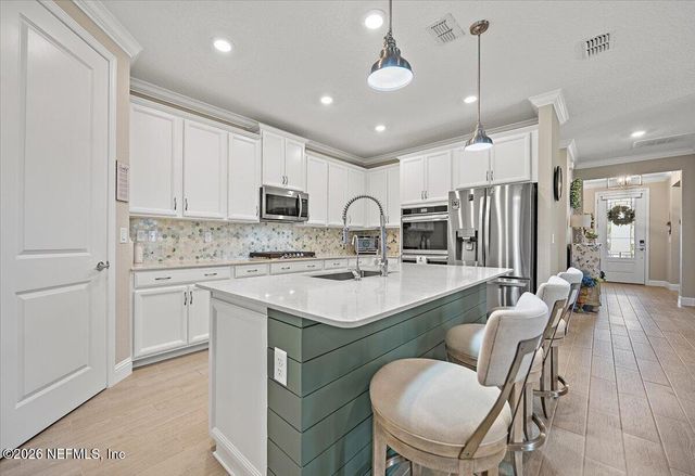 48 HAMMER Circle, St. Johns, FL 32259